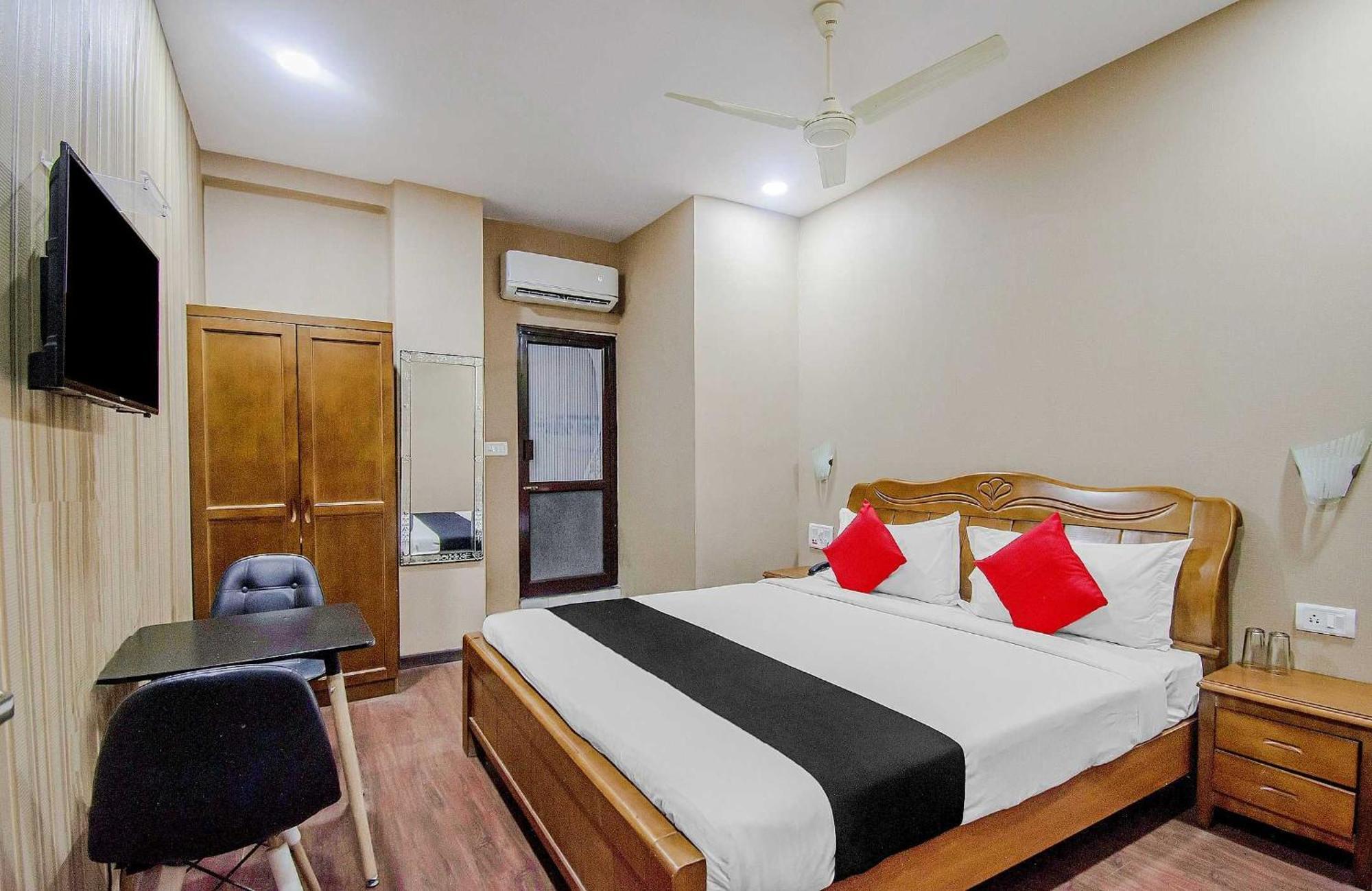 Collection O Mg Guest House Calcutta Exteriör bild