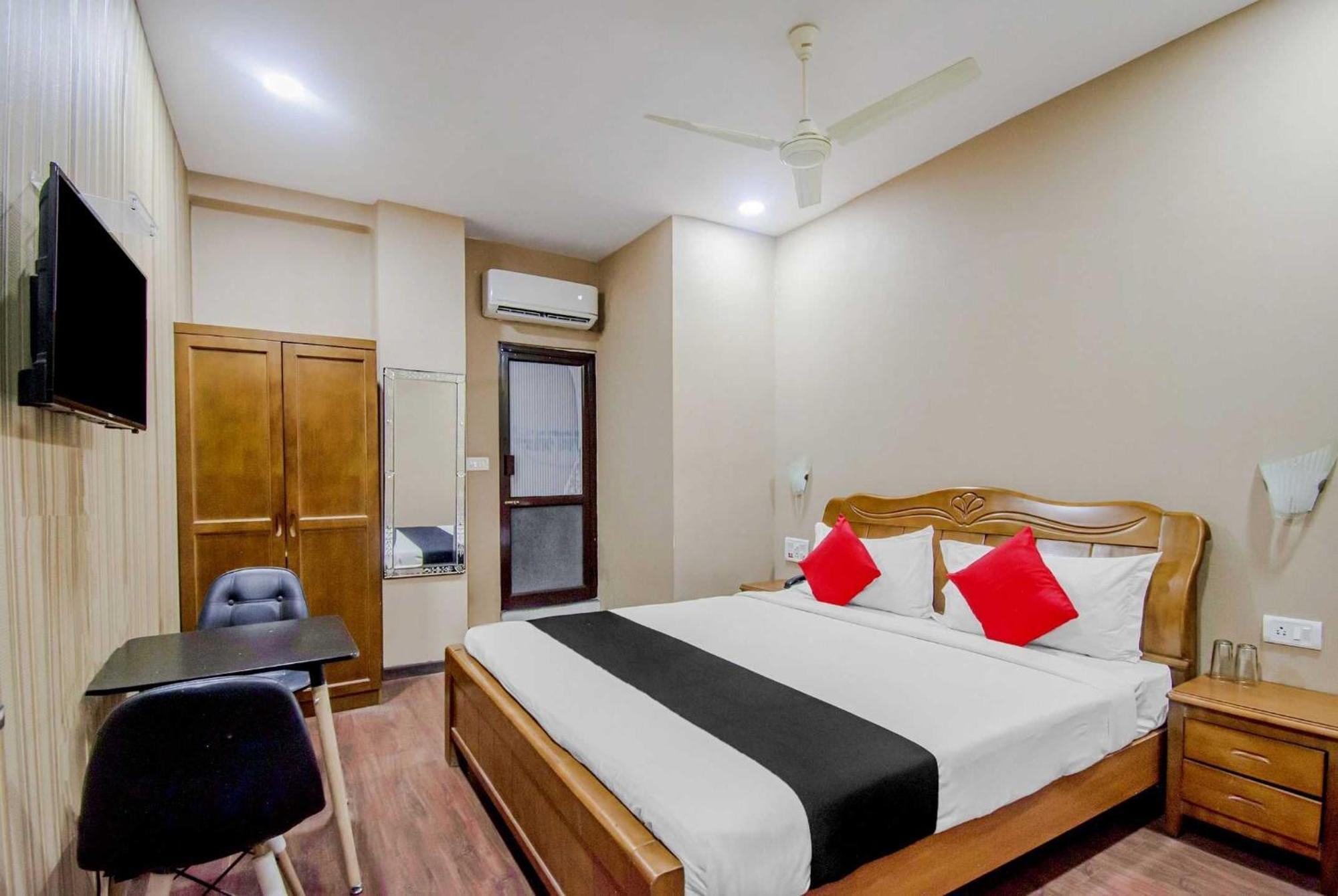 Collection O Mg Guest House Calcutta Exteriör bild